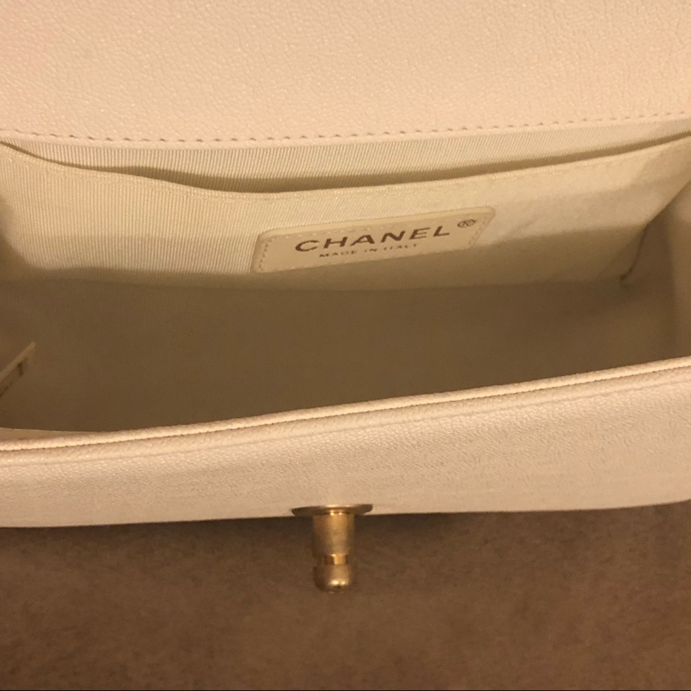 Chanel Small Le Boy White Gold Caviar Bag - Picture 5 of 8